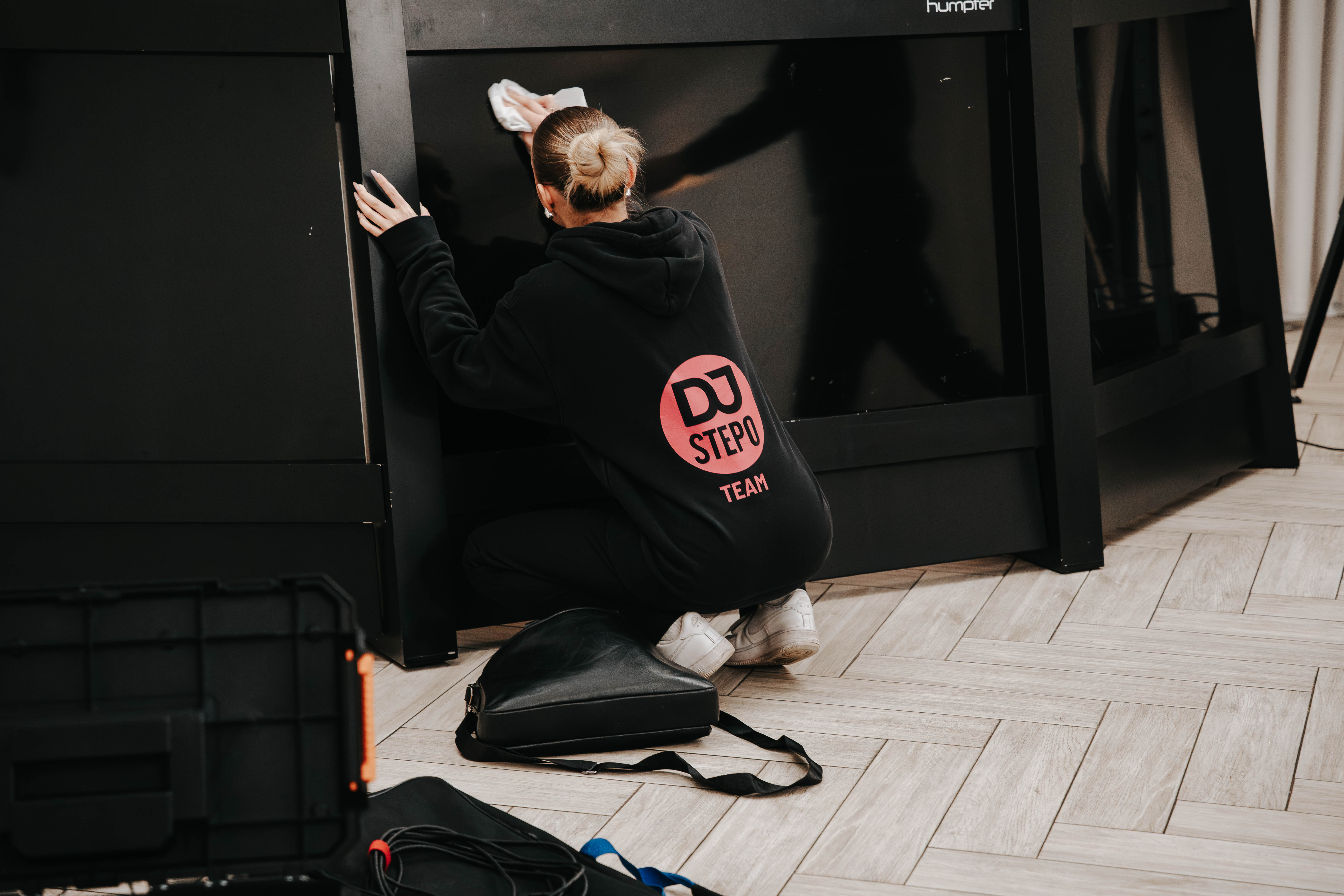 Kompleksowa oprawa muzyczna i techniczna imprez firmowych